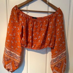 Forever 21, Size Medium, long sleeve, crop top